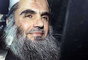 Cleric Abu Qatada held for 'breaching British bail'