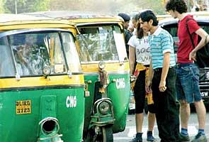 Delhiites face inconvenience due to auto-rickshaw strike