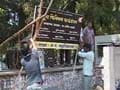 Mumbai, Pune remove politicians on billboards