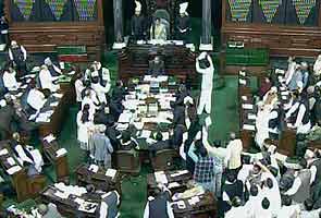 Lok Sabha adjourned for the day over Telangana, Sri Lanka