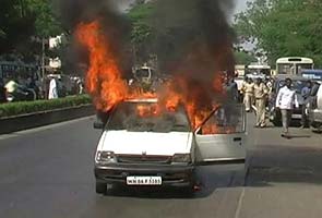 In 'fake protest', Raj Thackeray's men bought car just to set it on fire