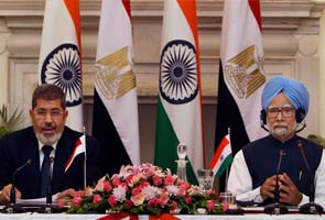 Egypt President Mohamed Morsi wants India to join Suez Canal corridor project