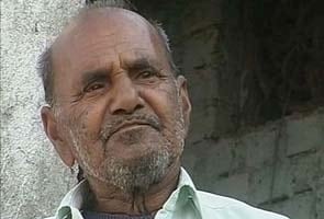 Godhra washerman still waits for land promised by Narendra Modi 5 years ago