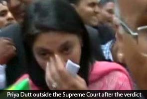 Sanjay Dutt's sister Priya Dutt breaks down after court verdict