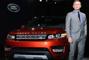 Range Rover Sport revealed in New York by James Bond