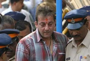 1993 Bombay blasts: Jaya Prada, Amar Singh meet Maharashtra Governor, request pardon for Sanjay Dutt