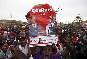 Uhuru Kenyatta wins Kenya presidency by slim margin