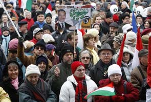 Thousands rally in Budapest for democratic rights