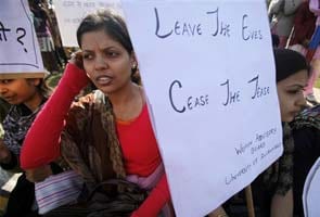 Anti-rape law: group of ministers lowers age of consent to 16 years