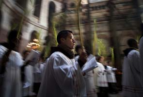 Christians mark Jesus' crucifixion on Good Friday