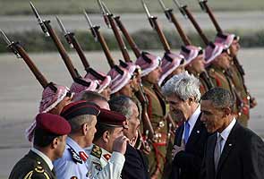John Kerry has 'useful' talks with Palestinian, Israeli leaders