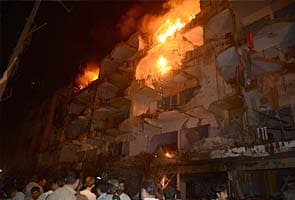 At least 28 killed in twin blasts in Karachi