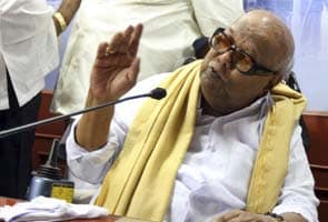 M Karunanidhi guarded on raids; says MK Stalin did not insist on pullout