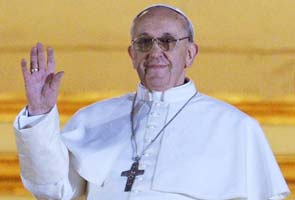 Cardinal Jorge Bergoglio from Argentina elected new Pope