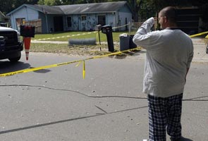 Rescuers end effort to find Florida man's body in sinkhole