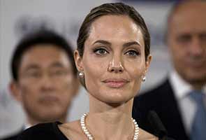 Angelina Jolie, beautiful stranger behind Afghan school