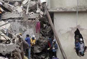 Bangladesh factory building collapse: Four arrested as toll rises to 340