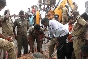 Rescued from borewell, girl dies in hospital