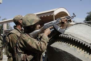 30 Pakistani soldiers, 100 militants killed in northwest valley