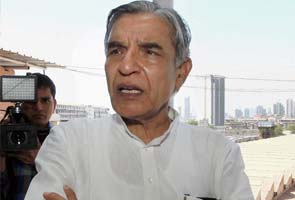 Pawan Kumar Bansal flags off new train on Chandigarh-Amritsar route