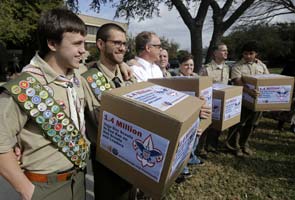 Boy Scouts propose to lift gay ban for youth