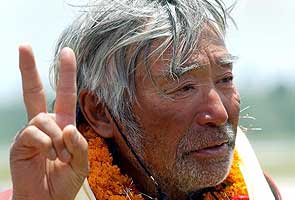 Octogenarian Japanese climber aims for Mount Everest record