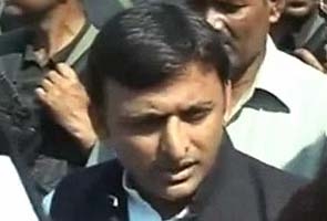 Akhilesh Yadav heads back home, mission unaccomplished