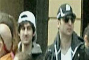 Boston bomb suspect's wife assisting probe: lawyer