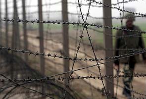 India, Pakistan border guards praised for safe return of girl