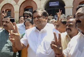 Karnataka Assembly elections: filing of nominations ends, Congress candidate richest in fray