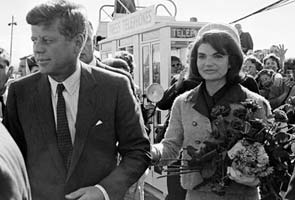 Objects from John F Kennedy assassination go on display in US 