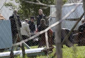 Serbian gunman who shot 13 people dies: hospital 