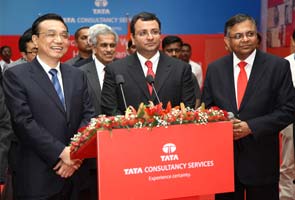 Chinese Premier Li Keqiang visits Tata Consultancy Services centre in Mumbai