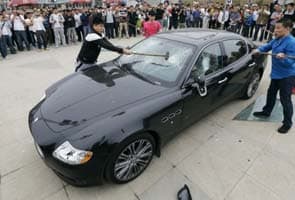 China owner smashes up Rs 2 crore Maserati in protest over poor service