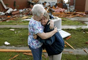 Tornadoes slam central US; one dead in Oklahoma