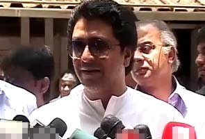 Raj Thackeray bats for Shah Rukh Khan 