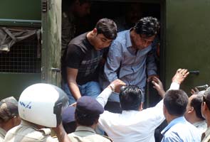 Chit-fund scam: Sudipta Sen faces protests outside court, sent to police remand