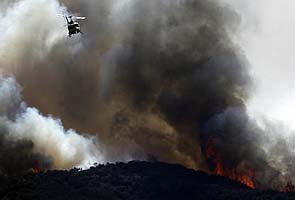 Hundreds of California homes evacuated in brush fire threat