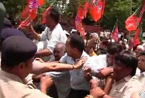 Railway bribery case: BJP protests against top CBI officer in Chandigarh