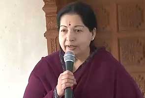 Jayalalithaa announces plan for Rs 100 crore statue