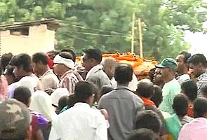 Chhattisgarh attack:  State Congress chief Nand Kumar Patel, son cremated