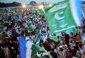 Pakistan polls: Survey says Nawaz Sharif, Imran Khan are neck-and-neck