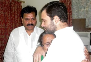 Sarabjit Singh's death: After Rahul Gandhi breaks down, BJP alleges 'crocodile tears'