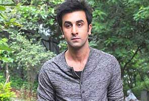 Ranbir Kapoor detained, fined Rs 60,000 for customs duty evasion at Mumbai airport