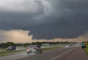 Another tornado hits Oklahoma, five injured