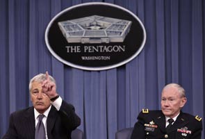 Pentagon suspends top US general in Japan 