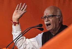LK Advani relents, but is the BJP crisis over?