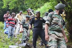 Uttarakhand: Army Commander walks with 500 people out of Badrinath