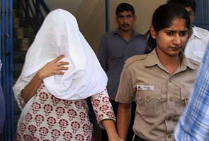 Air hostess' suicide: Gopal Kanda's aide Aruna Chadha moves for bail