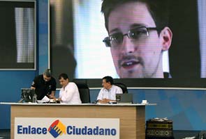 US vice president asked us to reject Edward Snowden's asylum request: Ecuador President